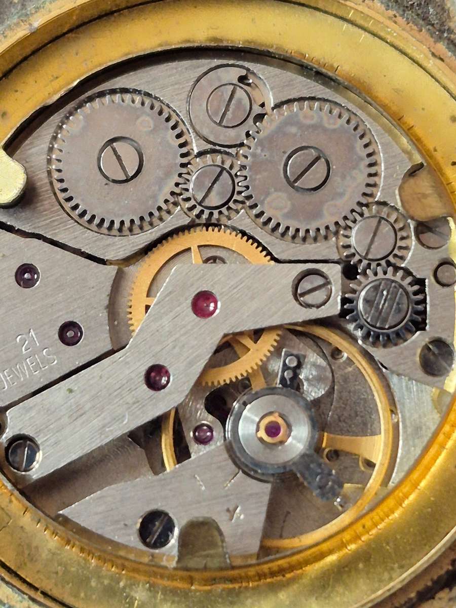 Vintage Citizen 21 Jewels Shockproof Men's Wrist Watch (not working)