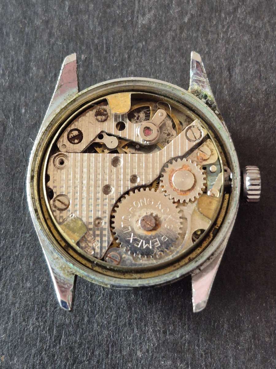 Vintage Lanco Sport 17 Jewels Antimagnetic Men's Wrist Watch (not working)