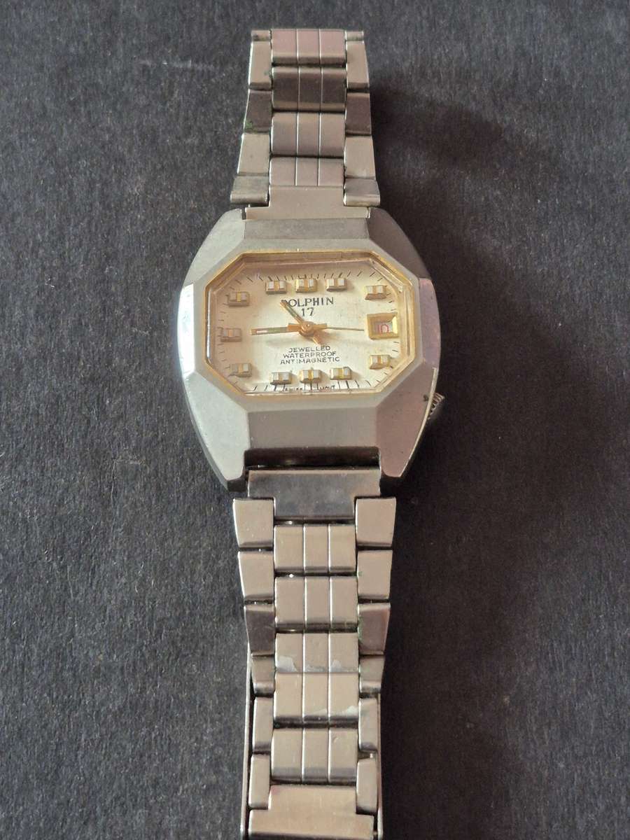 Vintage Dolphin 17 Jewelled Waterproof Antimagnetic Men's Wrist Watch (not working)