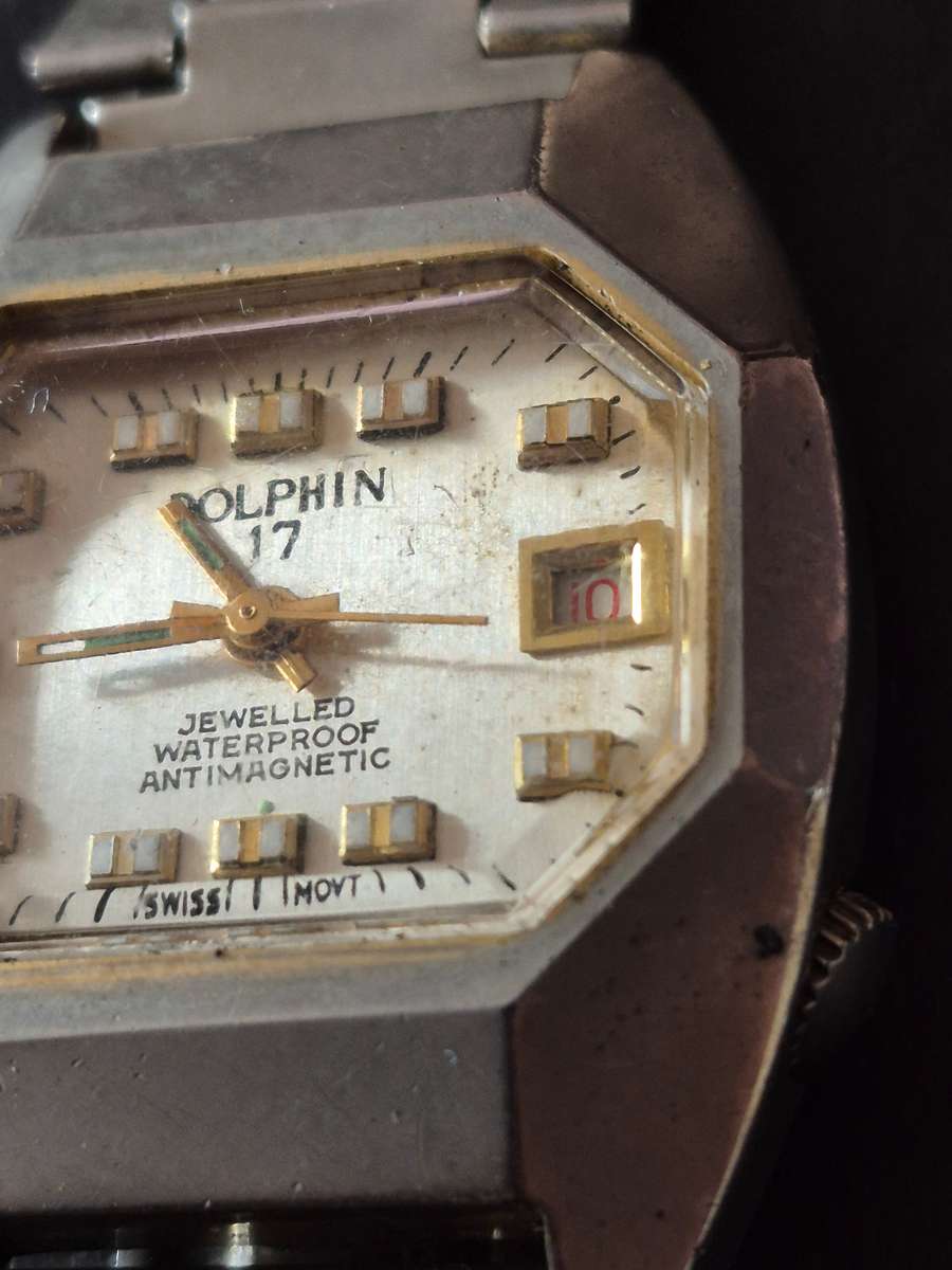 Vintage Dolphin 17 Jewelled Waterproof Antimagnetic Men's Wrist Watch (not working)