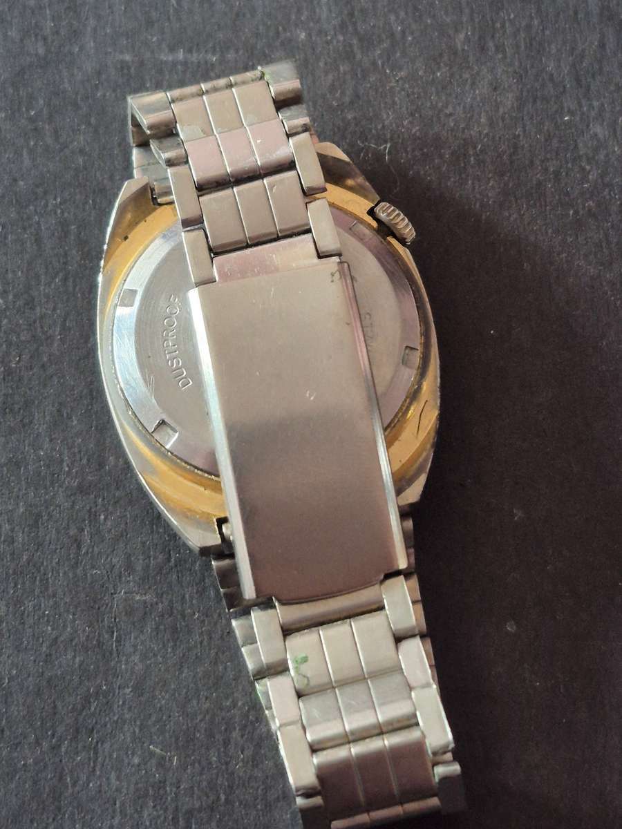 Vintage Dolphin 17 Jewelled Waterproof Antimagnetic Men's Wrist Watch (not working)