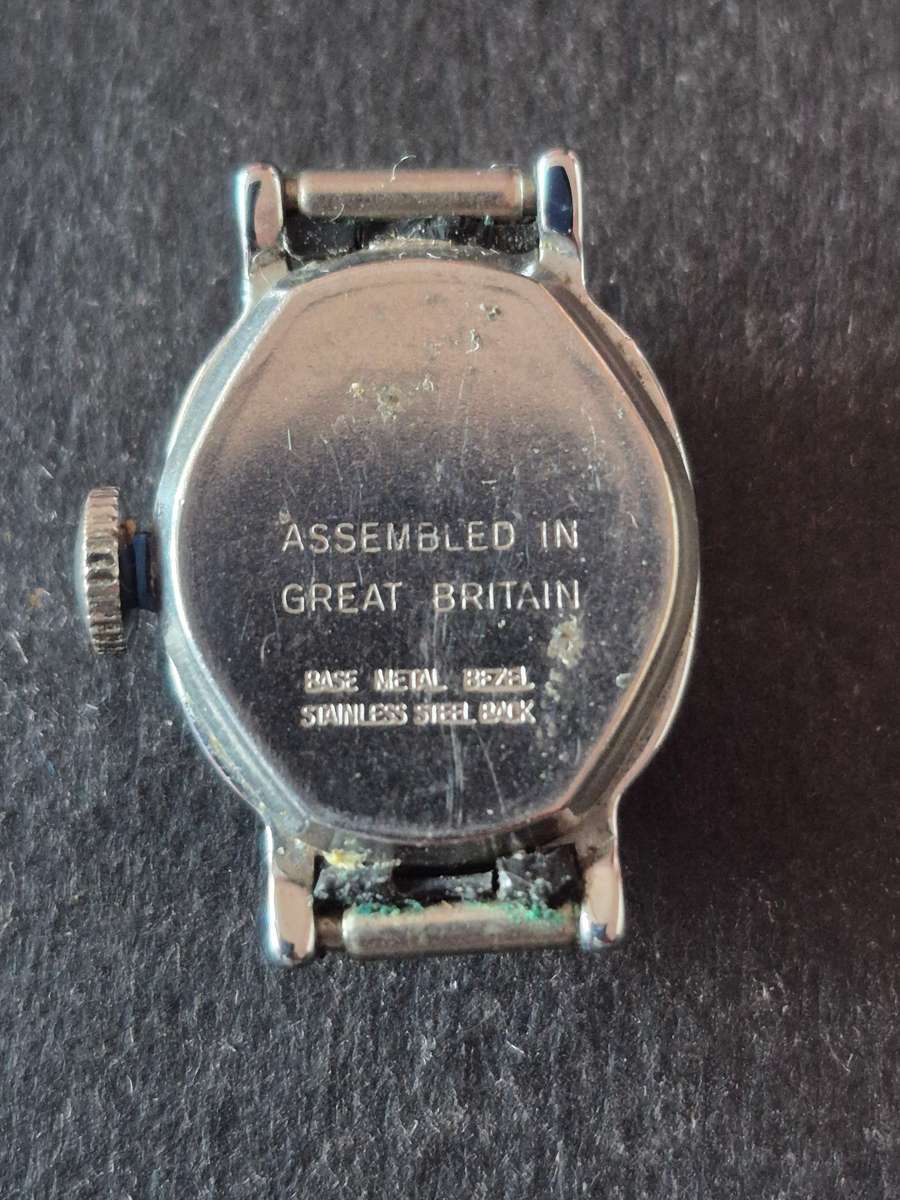 Vintage Ladies Timex Watch (not working)