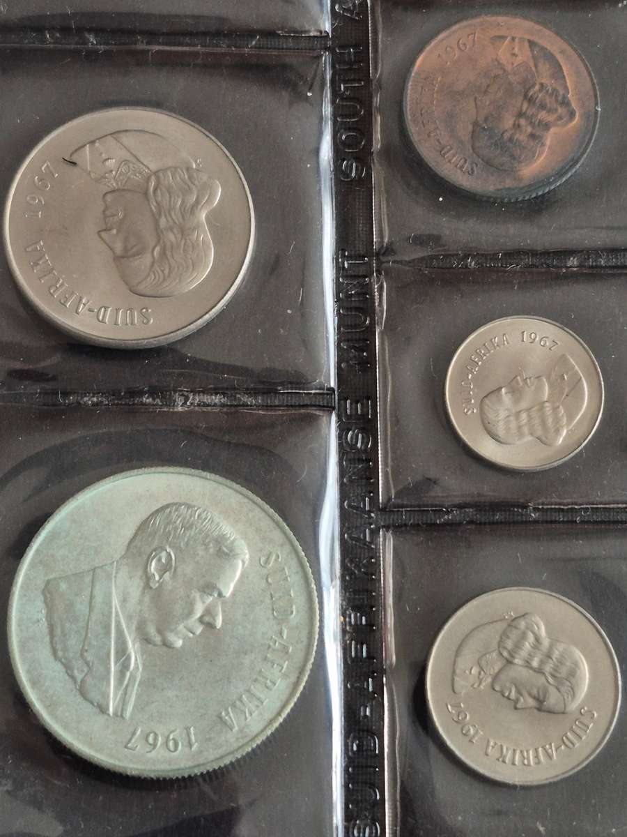 SA Mint Pack 1967 Afrikaans (including Silver One Rand)