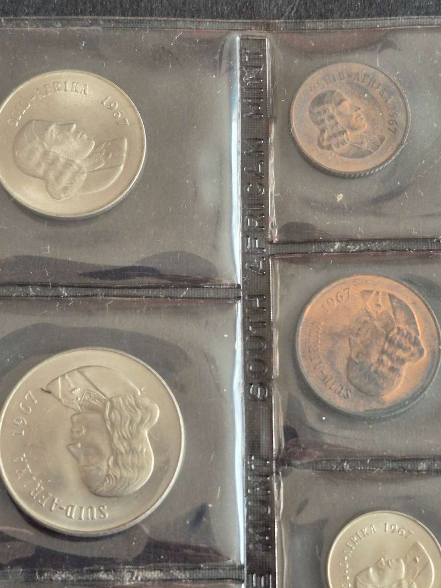 SA Mint Pack 1967 Afrikaans (including Silver One Rand)