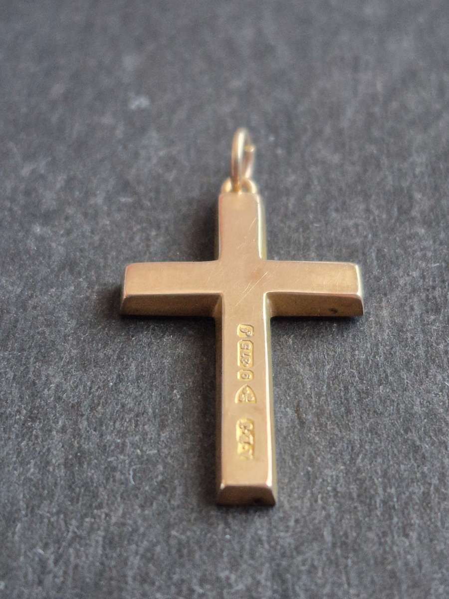 9ct Solid Gold Cross 0.9g