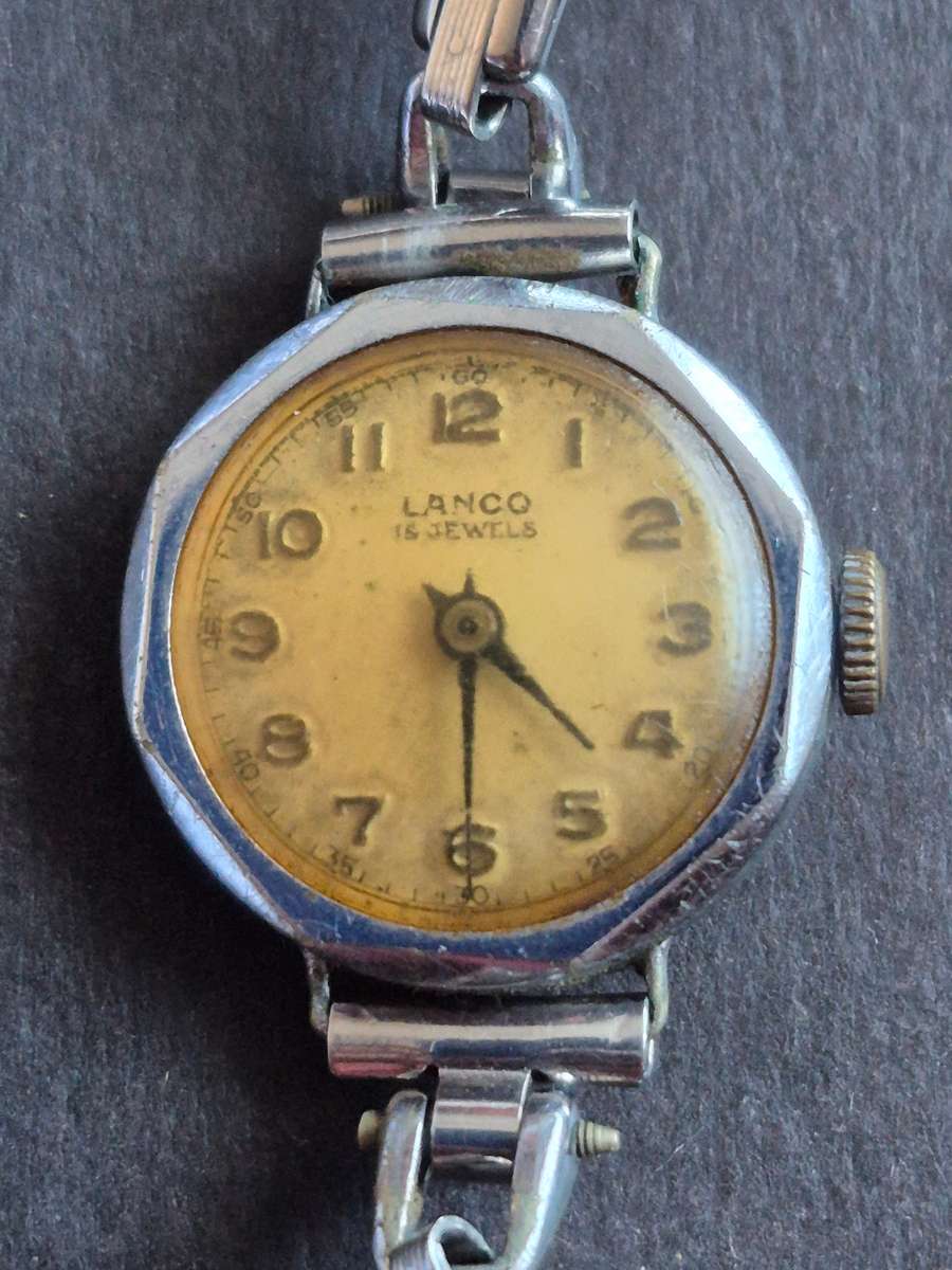 Vintage Ladies Lanco 15 Jewels Mechanical Wrist Watch (not working)