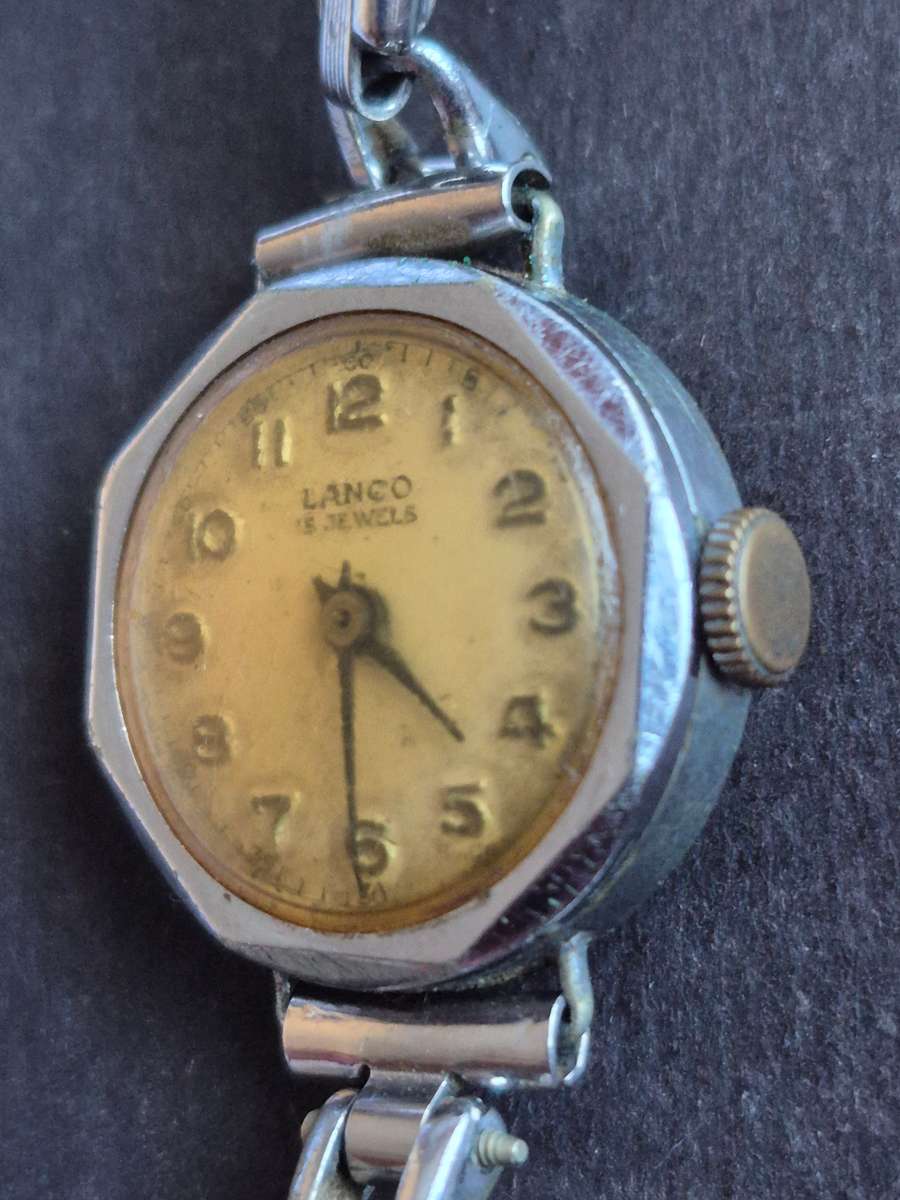 Vintage Ladies Lanco 15 Jewels Mechanical Wrist Watch (not working)