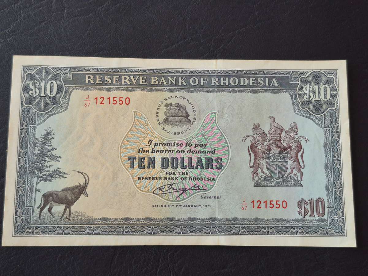 Reserve Bank of Rhodesia 10 Dollars Salisbury 2 January 1979 Bird Watermark (very nice condition)