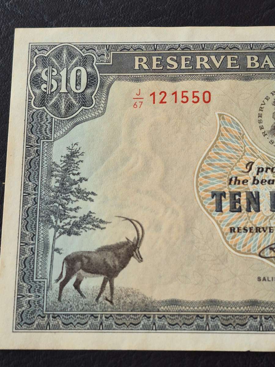 Reserve Bank of Rhodesia 10 Dollars Salisbury 2 January 1979 Bird Watermark (very nice condition)