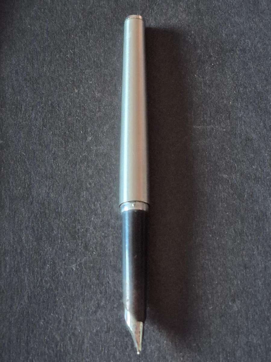 Vintage Parker Chrome Plated Fountain Pen- made in England