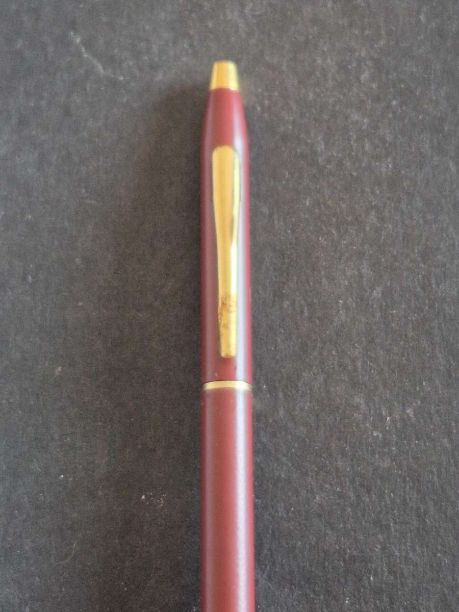 Vintage Saambou Pen (needs refill)
