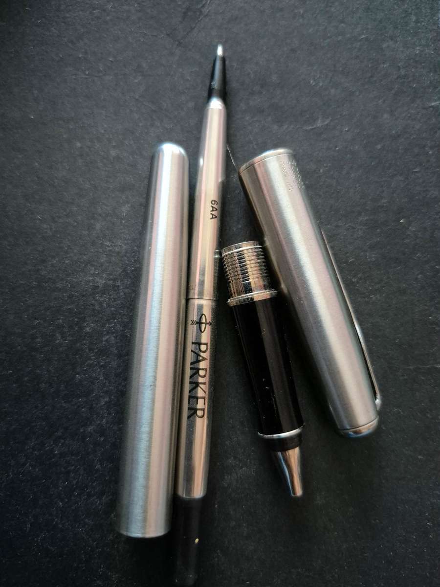 Vintage  Parker Sonnet Rollerball Pen made in France - needs refill