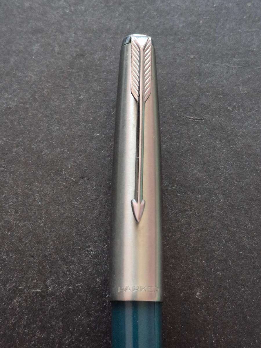 Vintage Parker Fountain Pen- engraved (needs refill)
