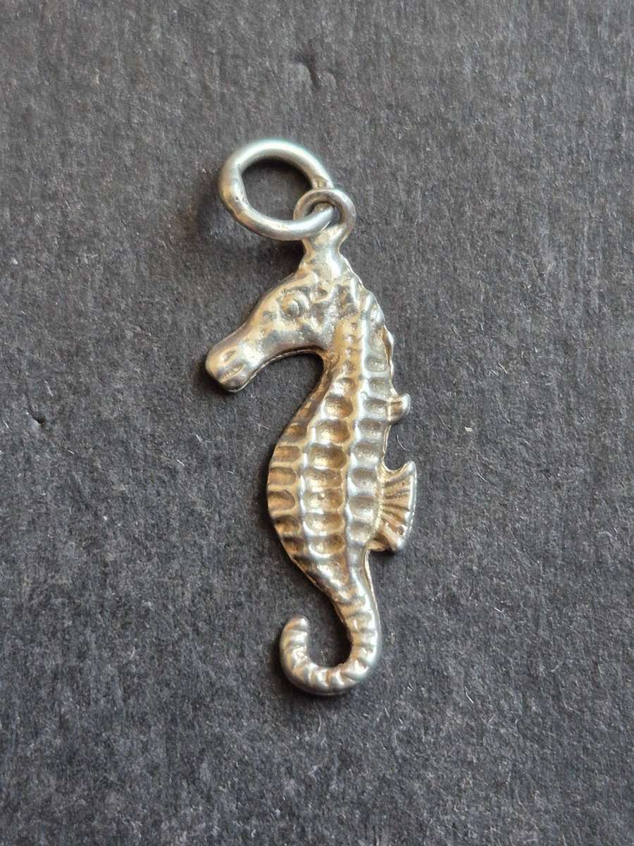 Vintage Sterling Silver Sea Horse Charm 1.2g