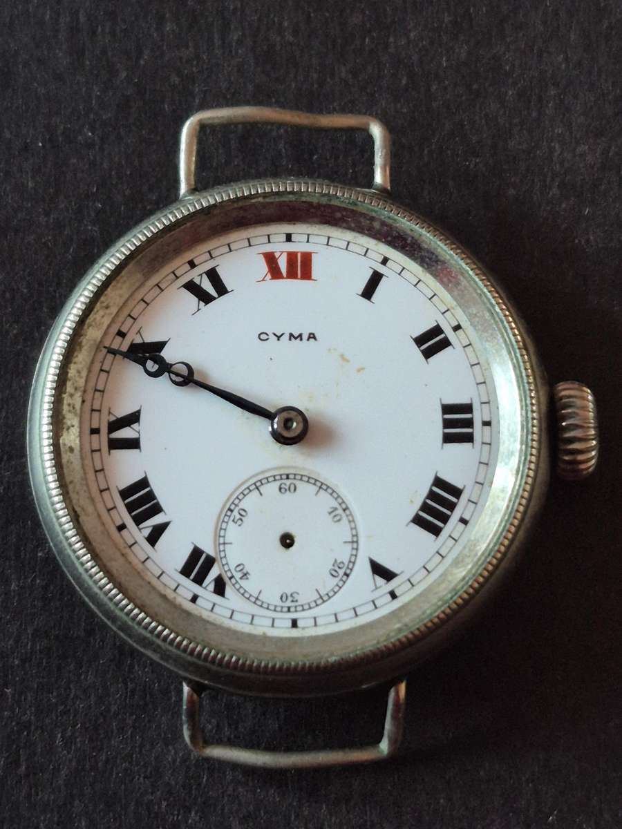 Vintage Cyma Mechanical Wrist Watch (missing seconds hand)nice condition - not working