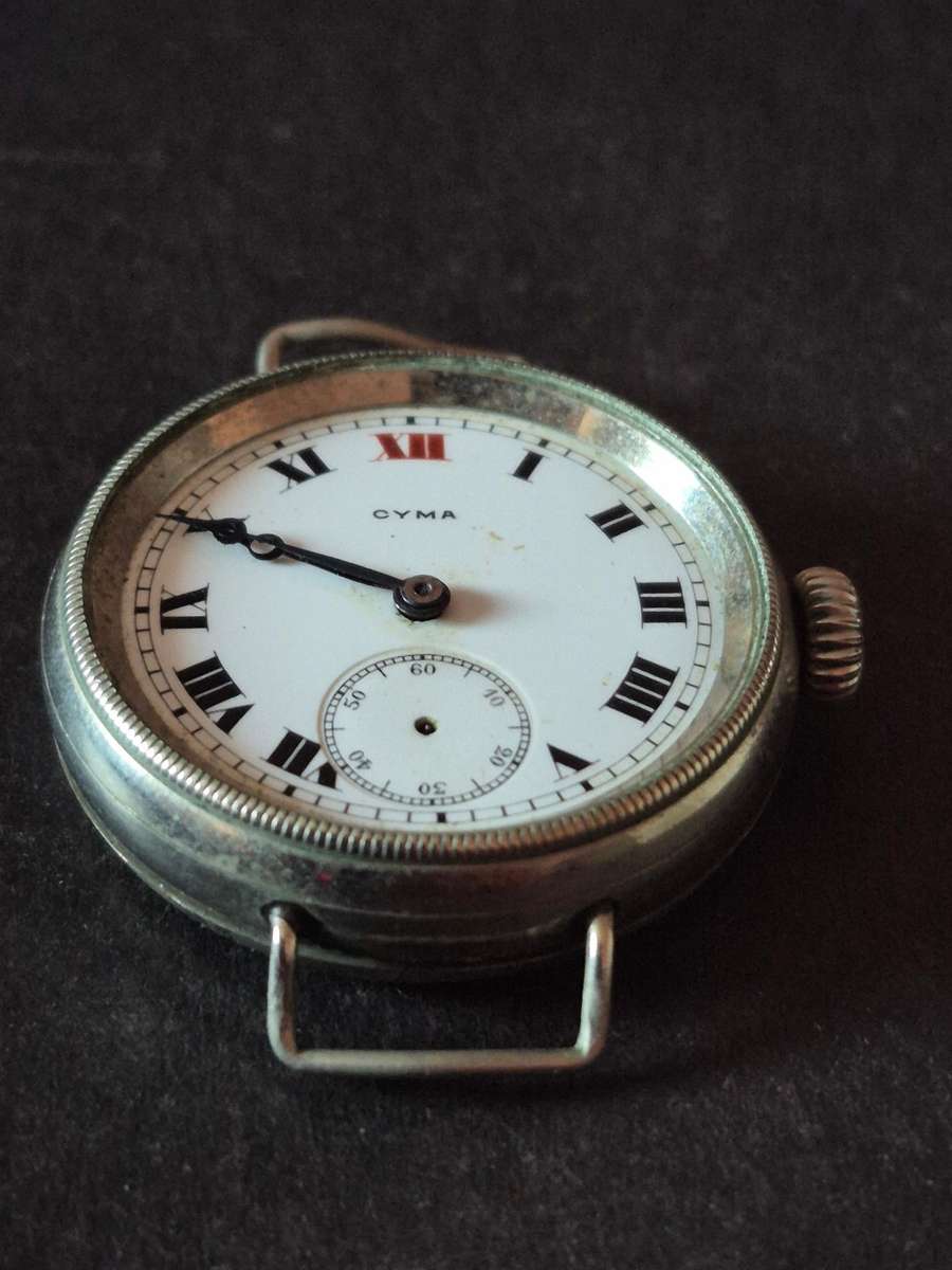 Vintage Cyma Mechanical Wrist Watch (missing seconds hand)nice condition - not working