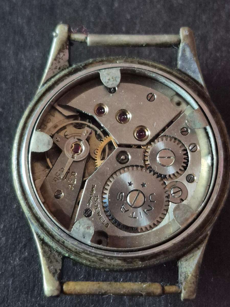 Vintage Unitas 15 Jewels Swiss Made Mechanical Wrist Watch (runs - needs to be serviced)