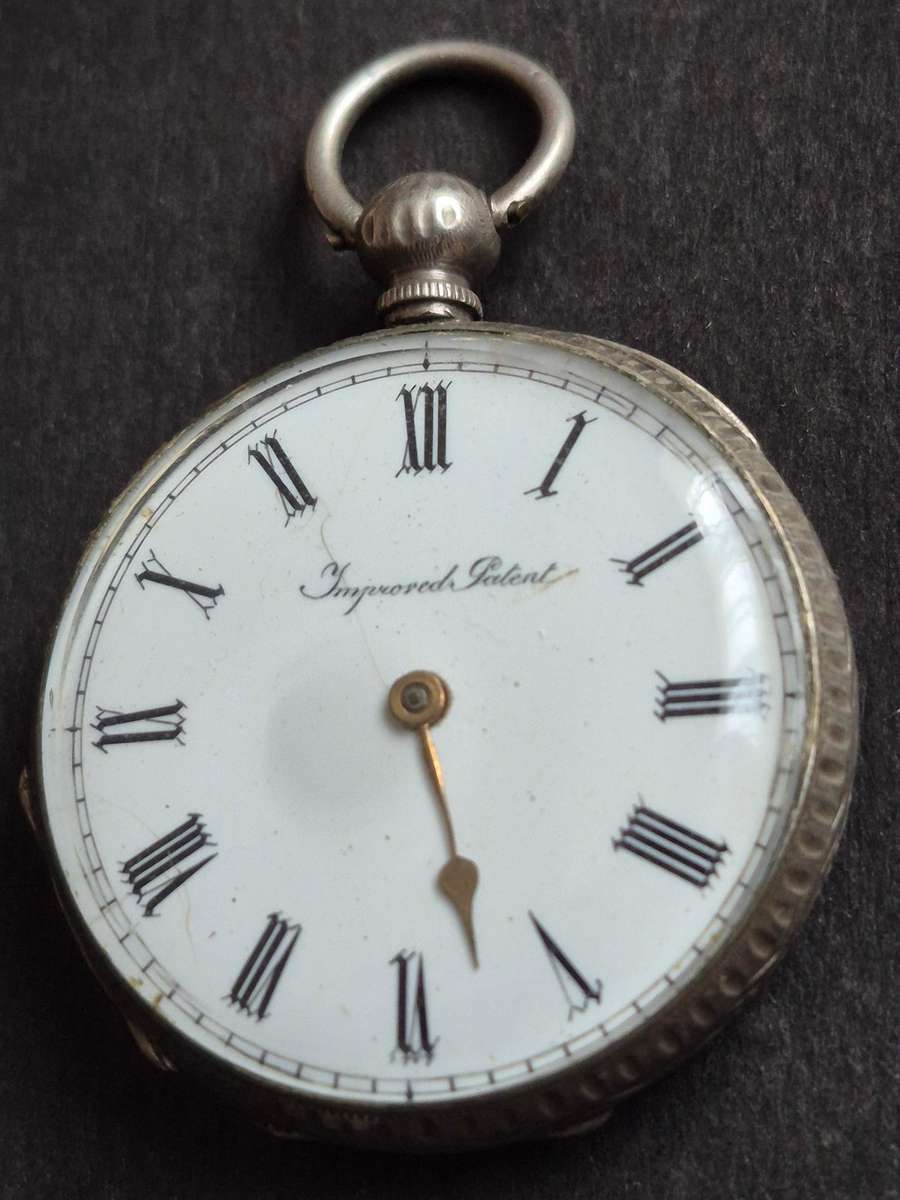 Vintage Fine Silver Pocket Watch with original glass total weight 45.2g (not working)