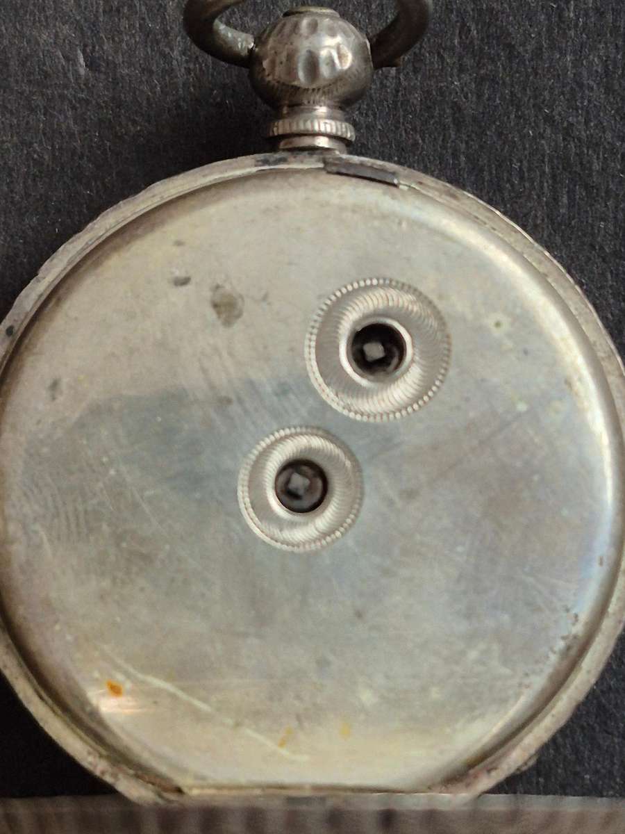Vintage Fine Silver Pocket Watch with original glass total weight 45.2g (not working)
