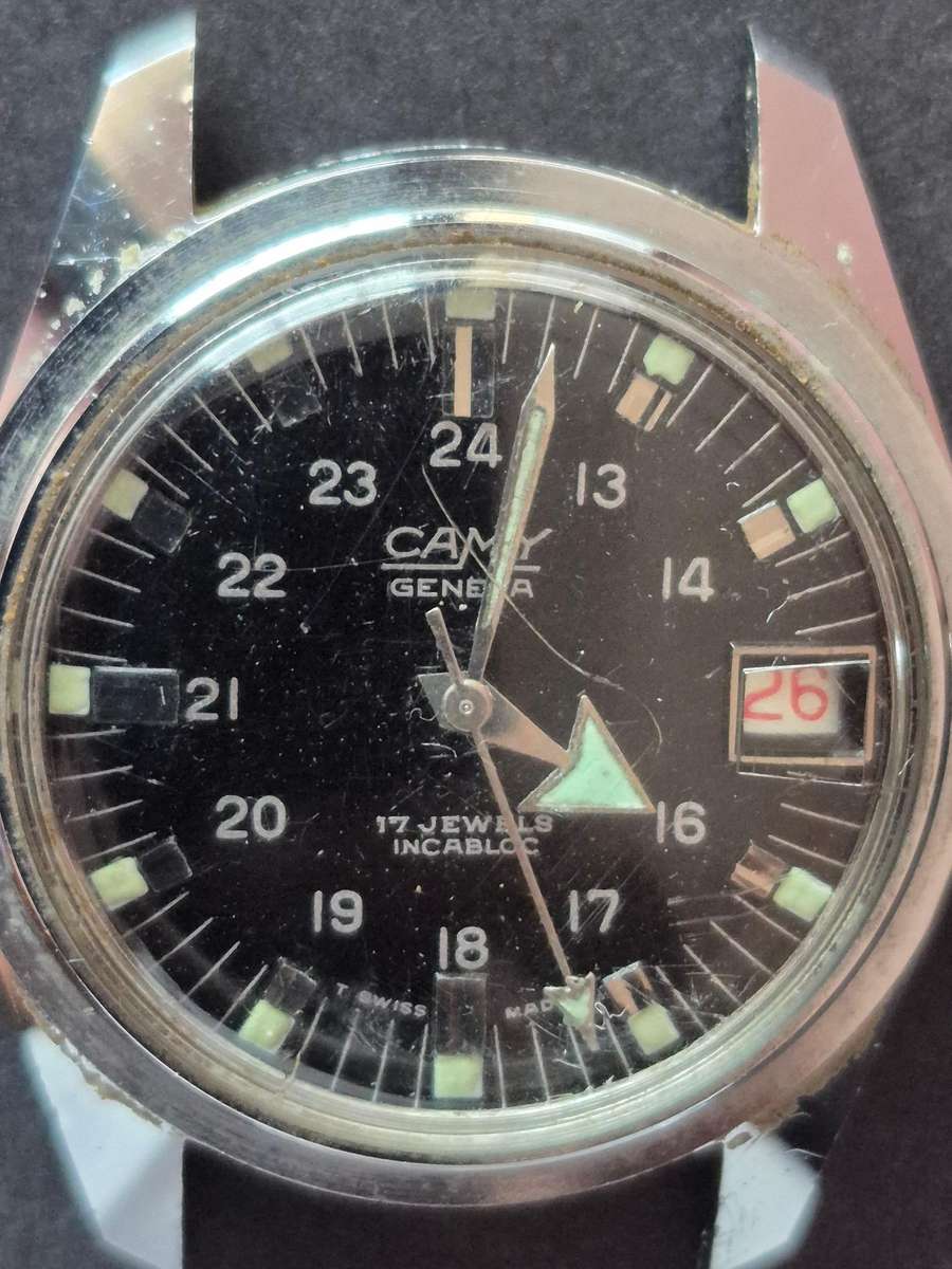 Vintage Camy 17 Jewels Incablock Men's Wrist Watch- runs (needs to be serviced) excellent condition