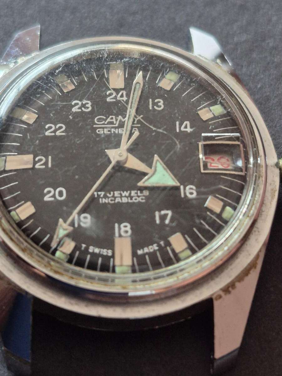 Vintage Camy 17 Jewels Incablock Men's Wrist Watch- runs (needs to be serviced) excellent condition
