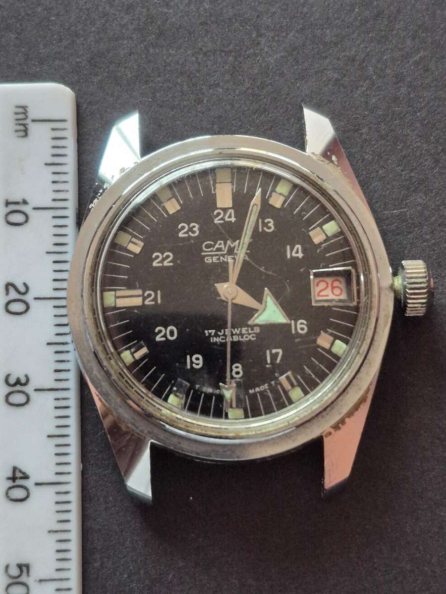 Vintage Camy 17 Jewels Incablock Men's Wrist Watch- runs (needs to be serviced) excellent condition