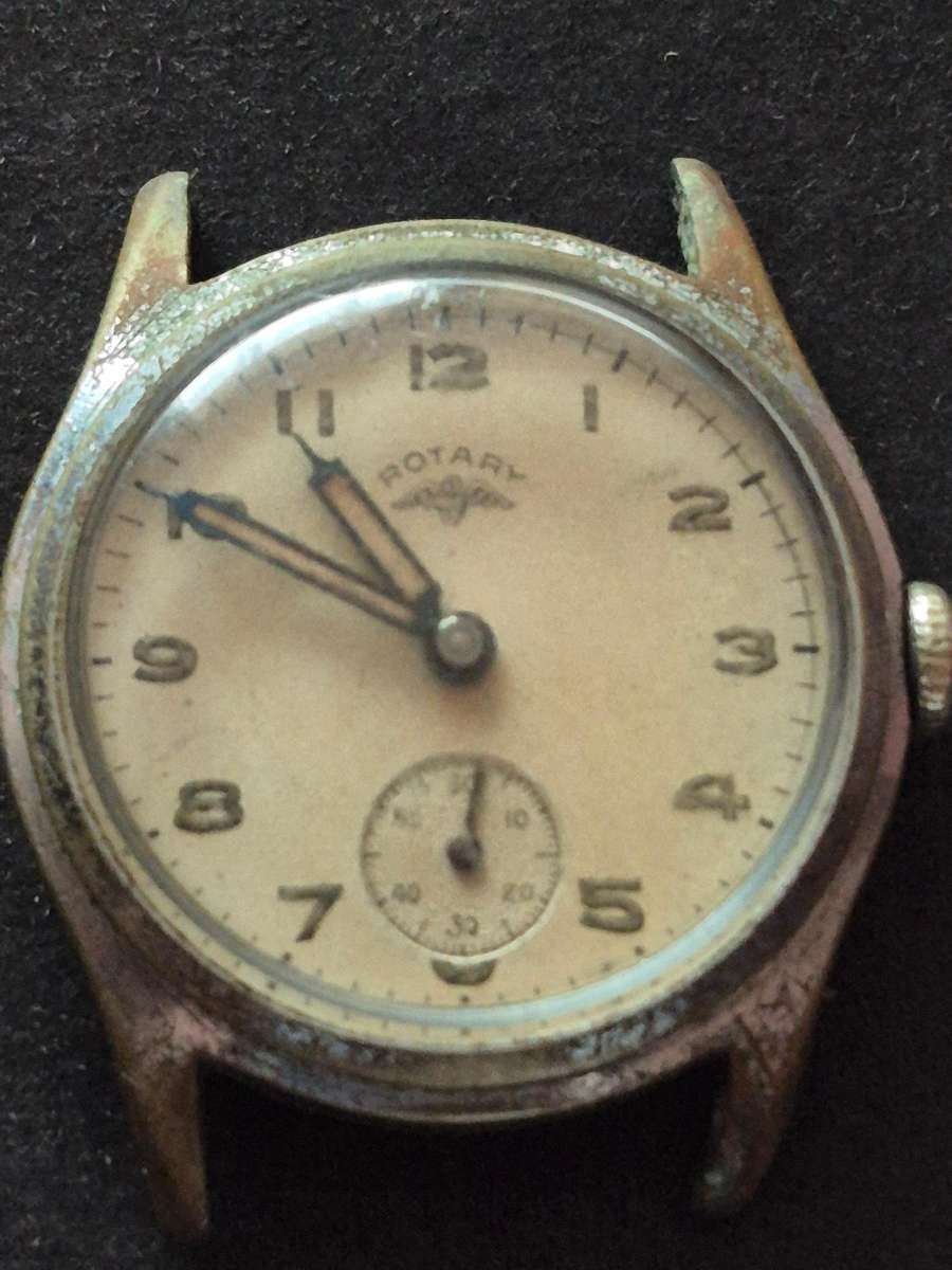 Vintage Rotary Mechanical Wrist Watch (runs/stops) cannot open back