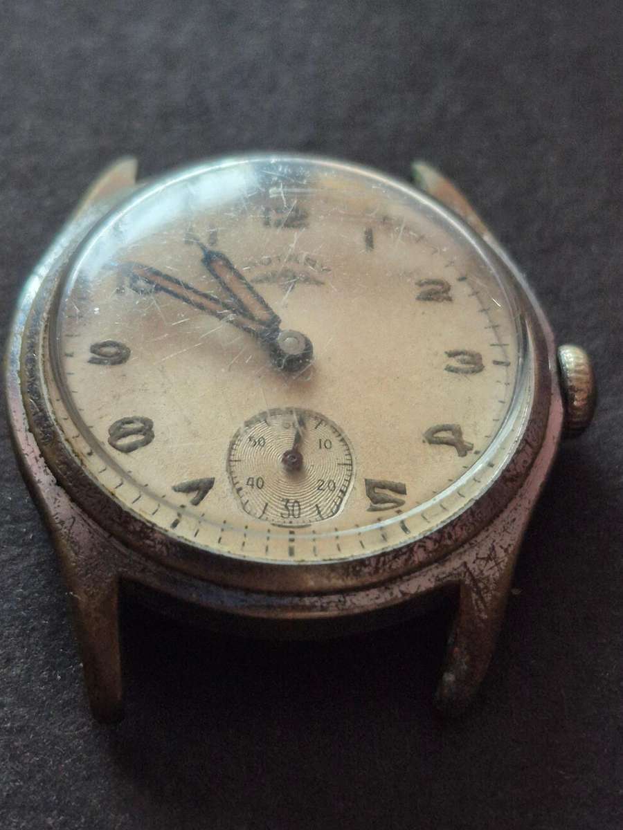 Vintage Rotary Mechanical Wrist Watch (runs/stops) cannot open back