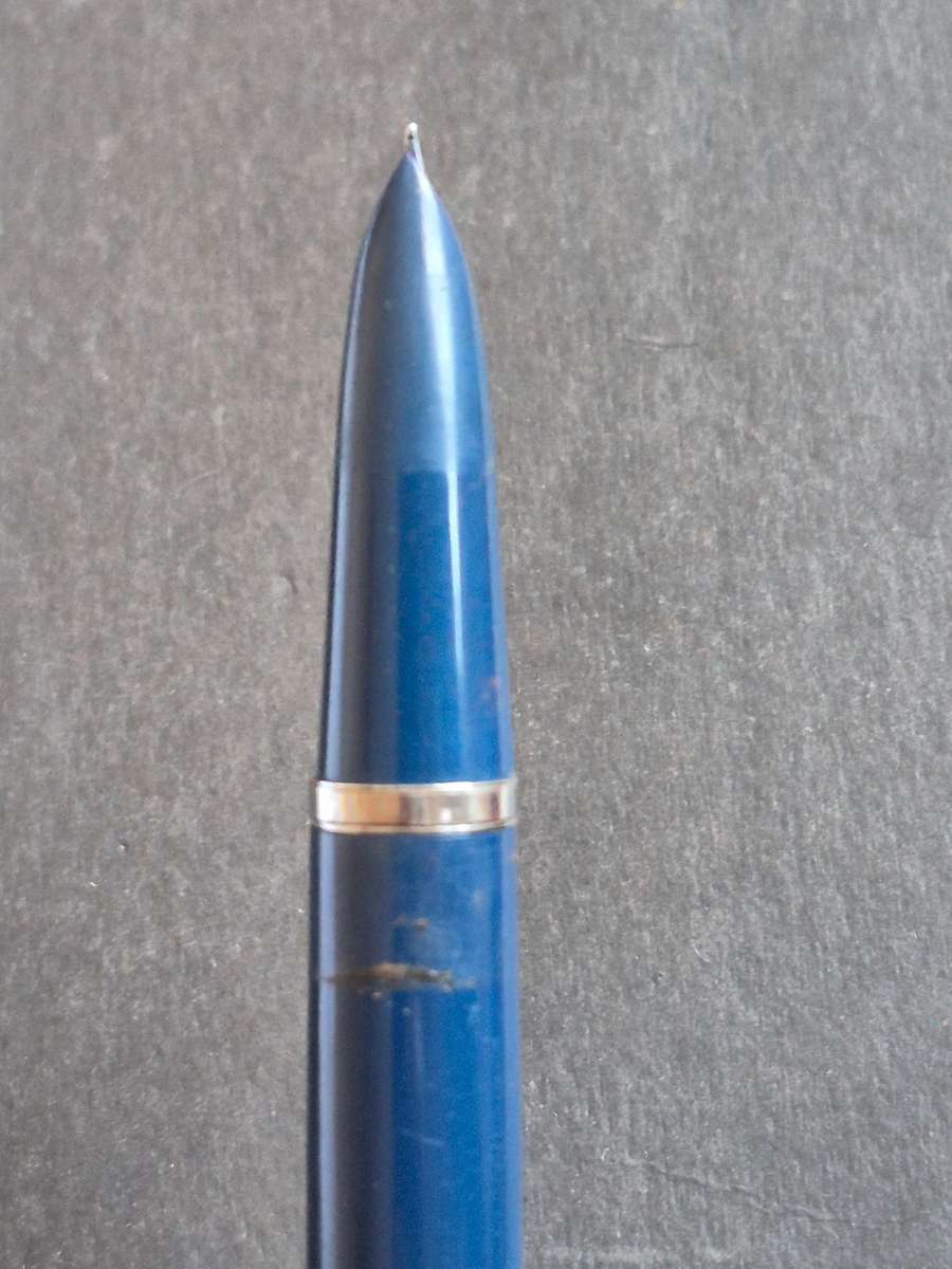 Vintage Parker 21 Fountain Pen (nice condition)