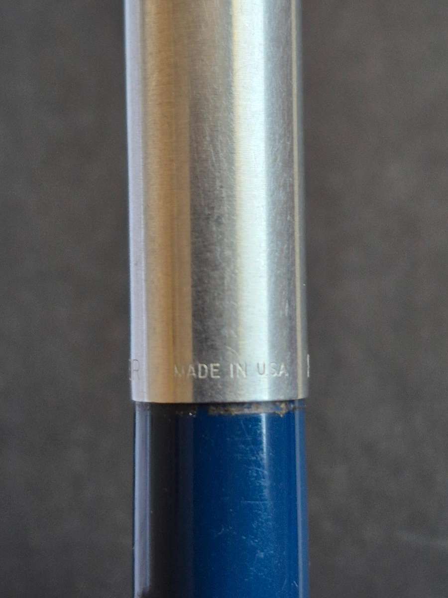 Vintage Parker 21 Fountain Pen (nice condition)