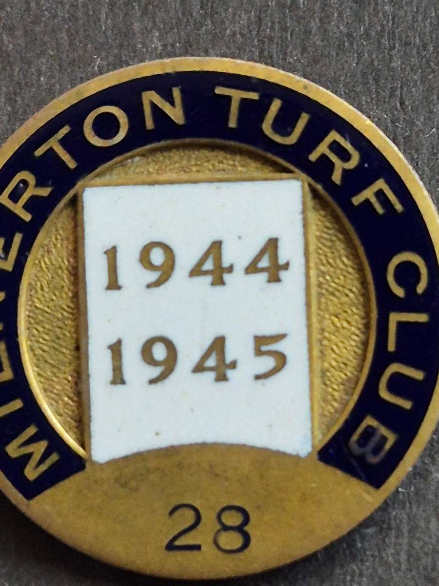 Vintage Enamel Milnerton Turf Club Badge 1944-1945 no. 28 maker S.A.M.