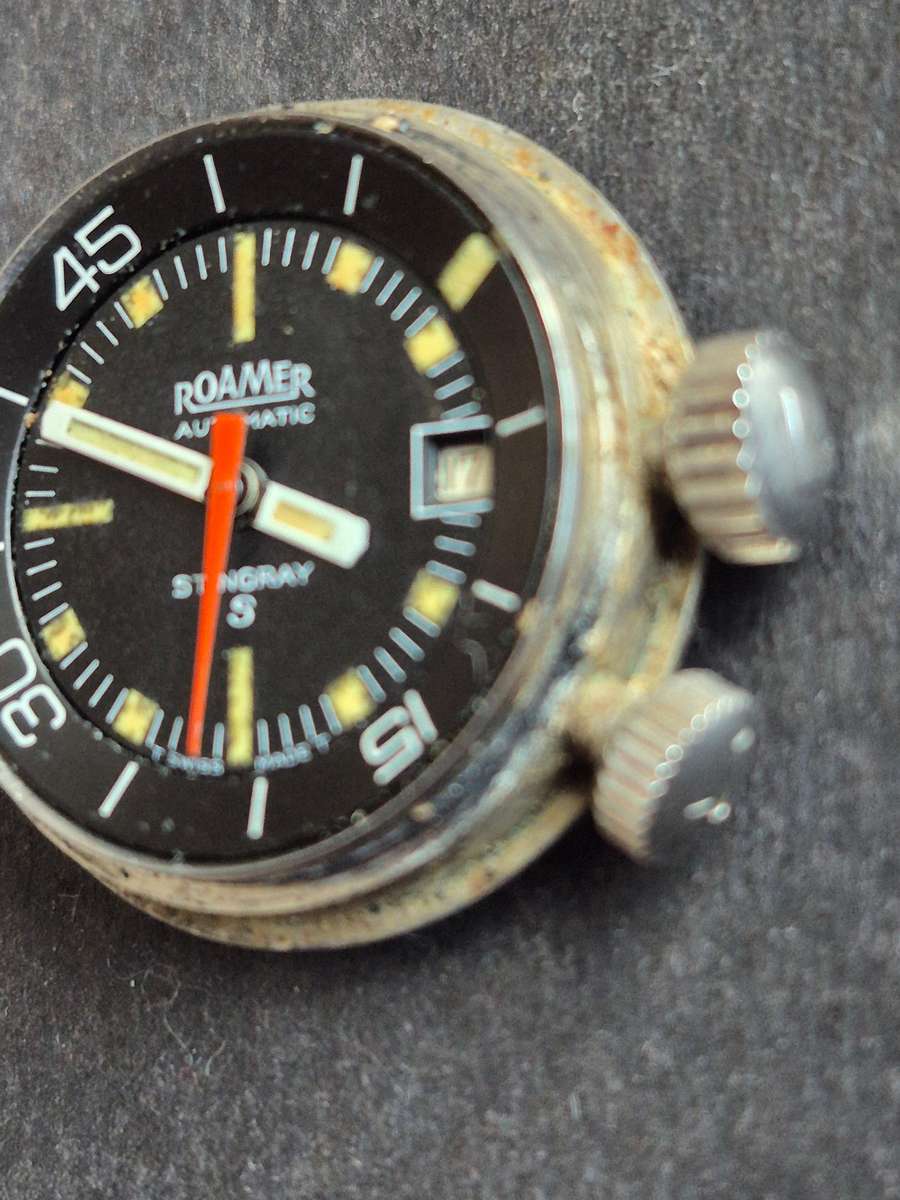 Vintage Ladies Roamer Automative Stingray Mechanical Wrist Watch (not working)
