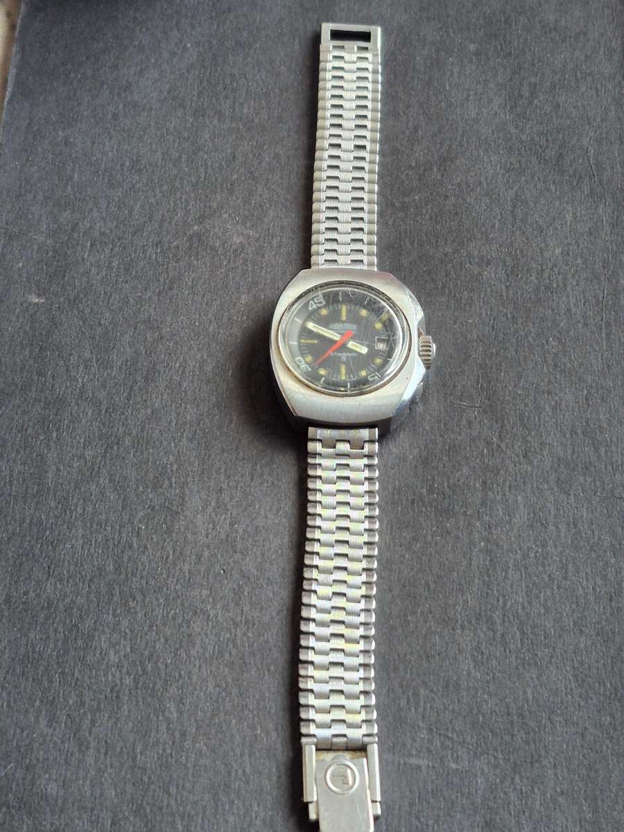 Vintage Ladies Roamer Automative Stingray Mechanical Wrist Watch (not working)