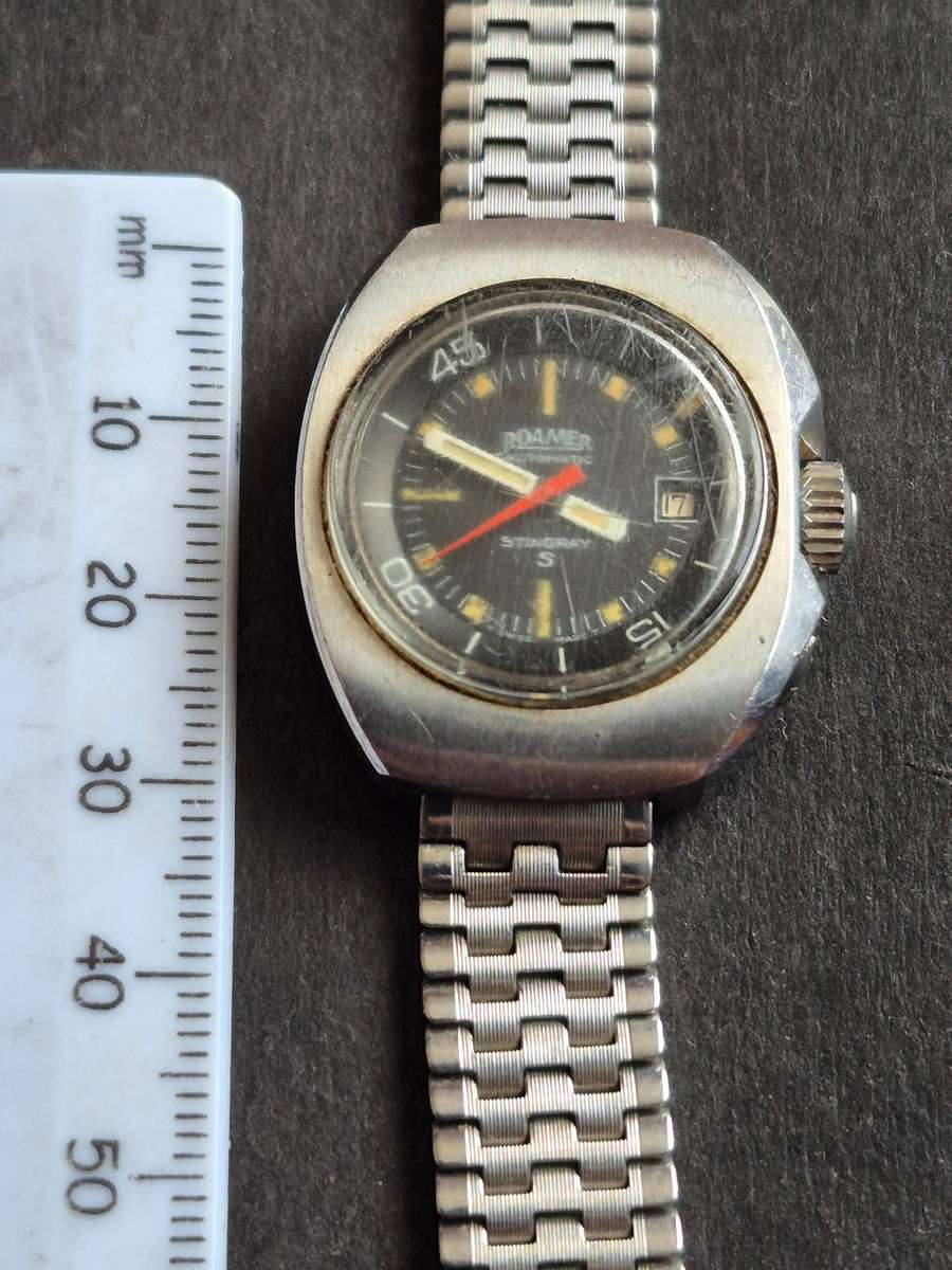Vintage Ladies Roamer Automative Stingray Mechanical Wrist Watch (not working)