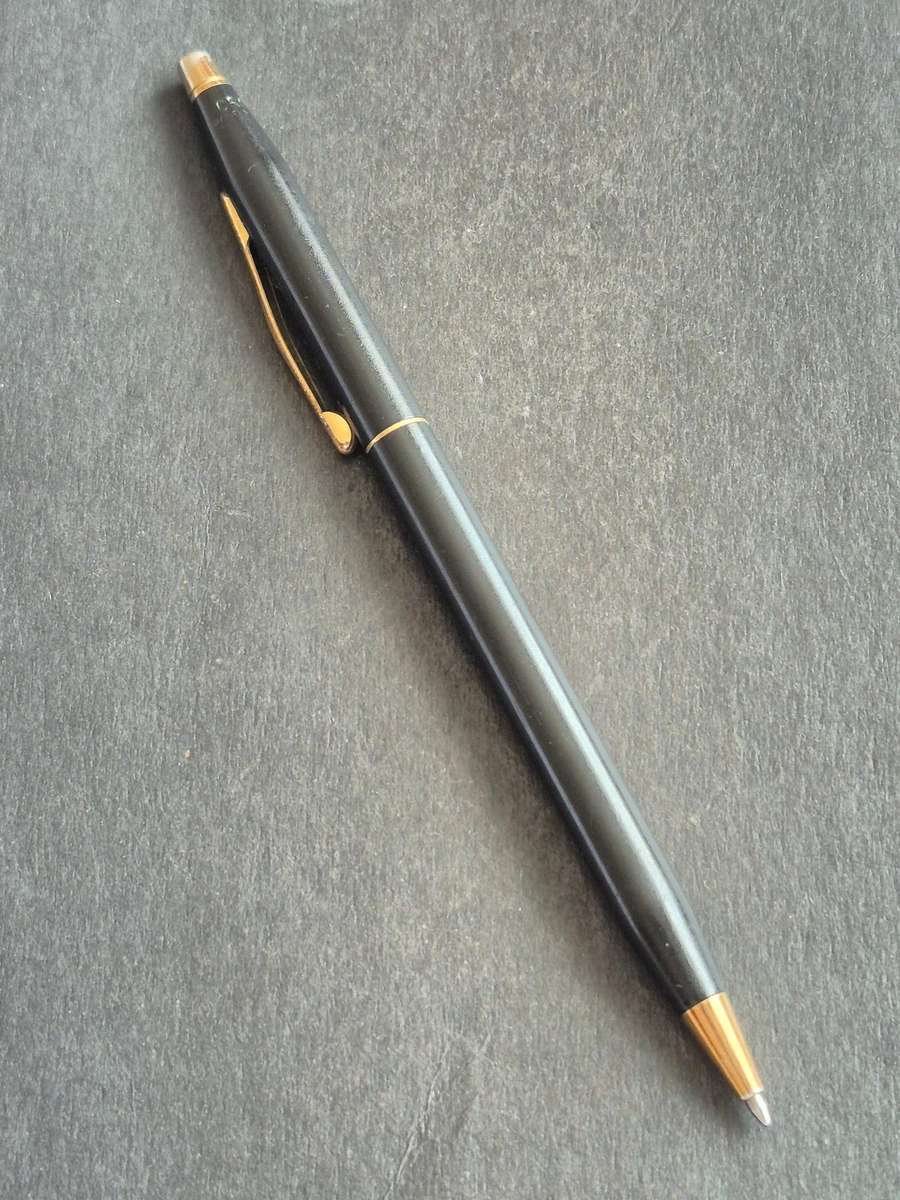 Vintage Cross Matte Black Ballpoint Pen needs refill