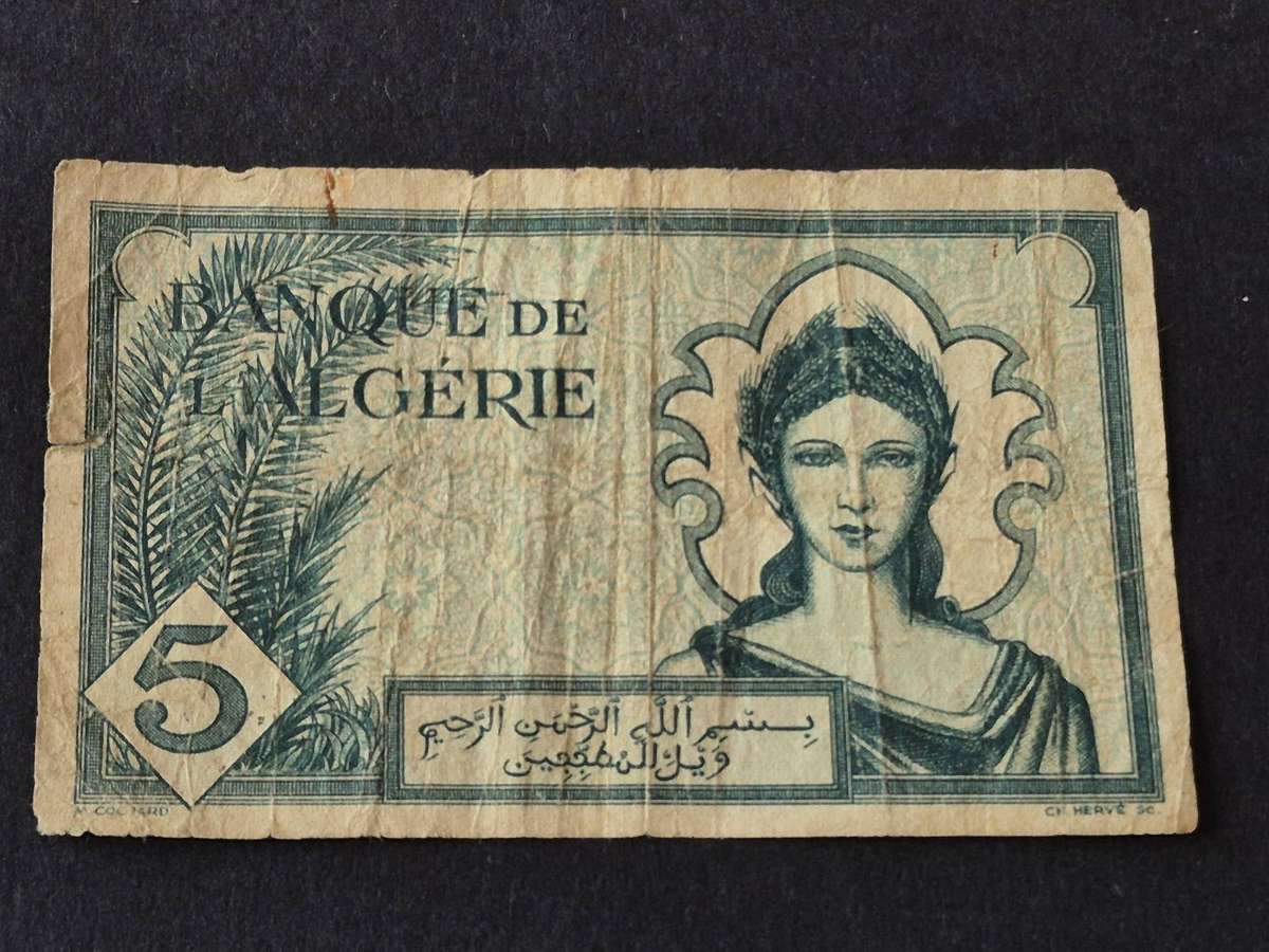Algeria 5 Francs 1942 - tear on note
