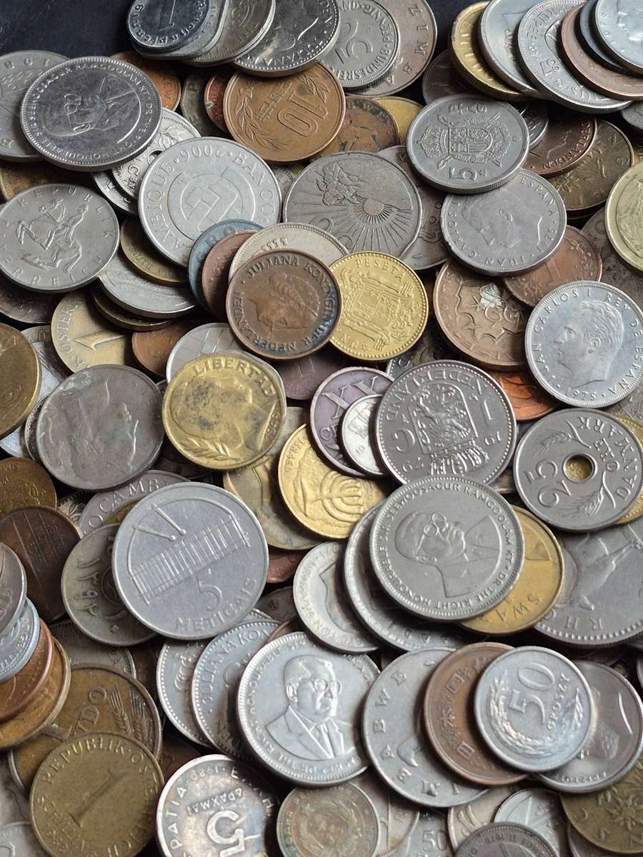 Mixed Lot of World Coins 2 kg