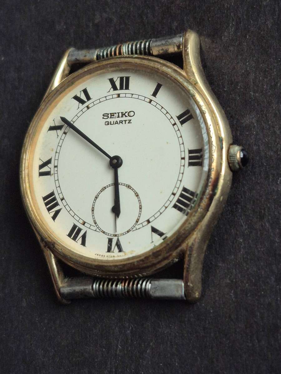 Vintage Men's Seiko Quartz Watch - nice condition- untested