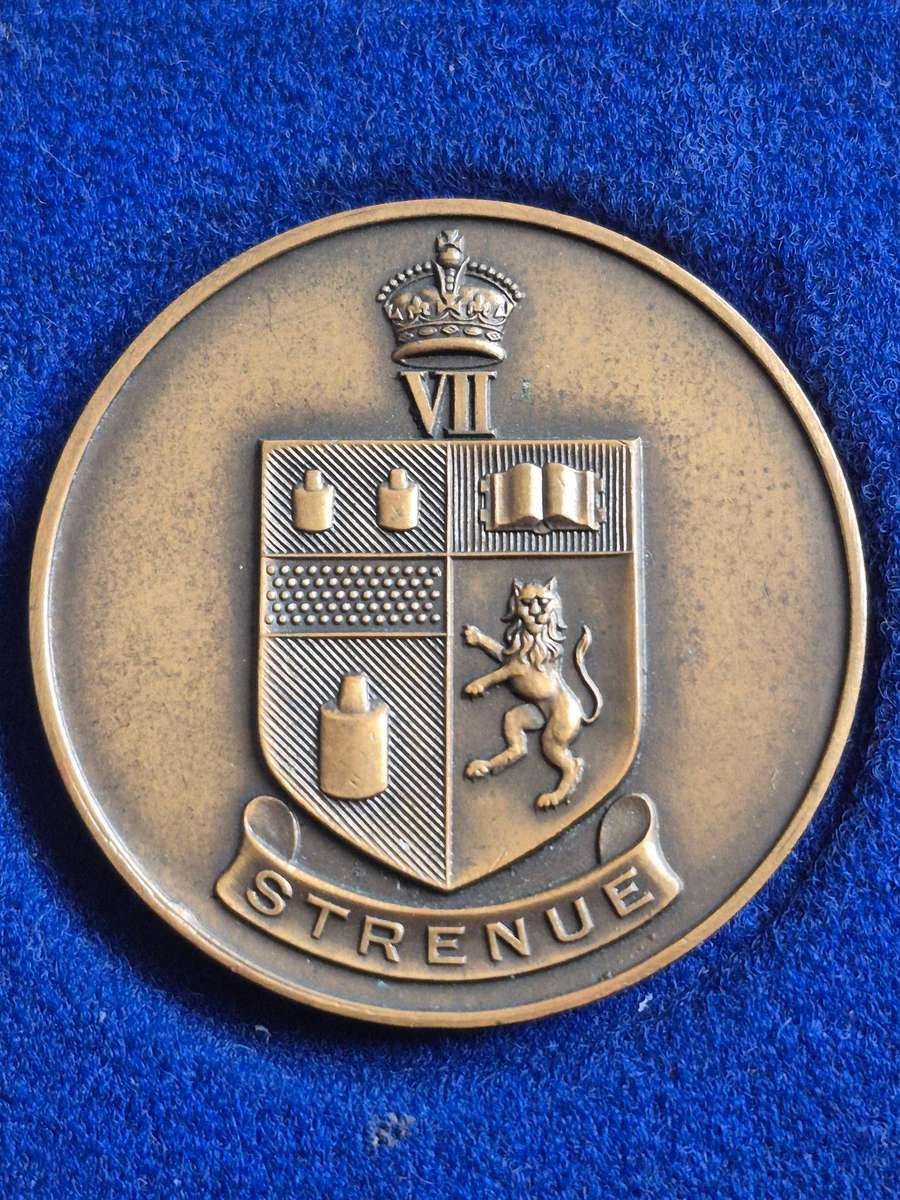 SA Mint Bronze Medallion King Edward VII School SUA Praemia Laudi 45mm x 45mm