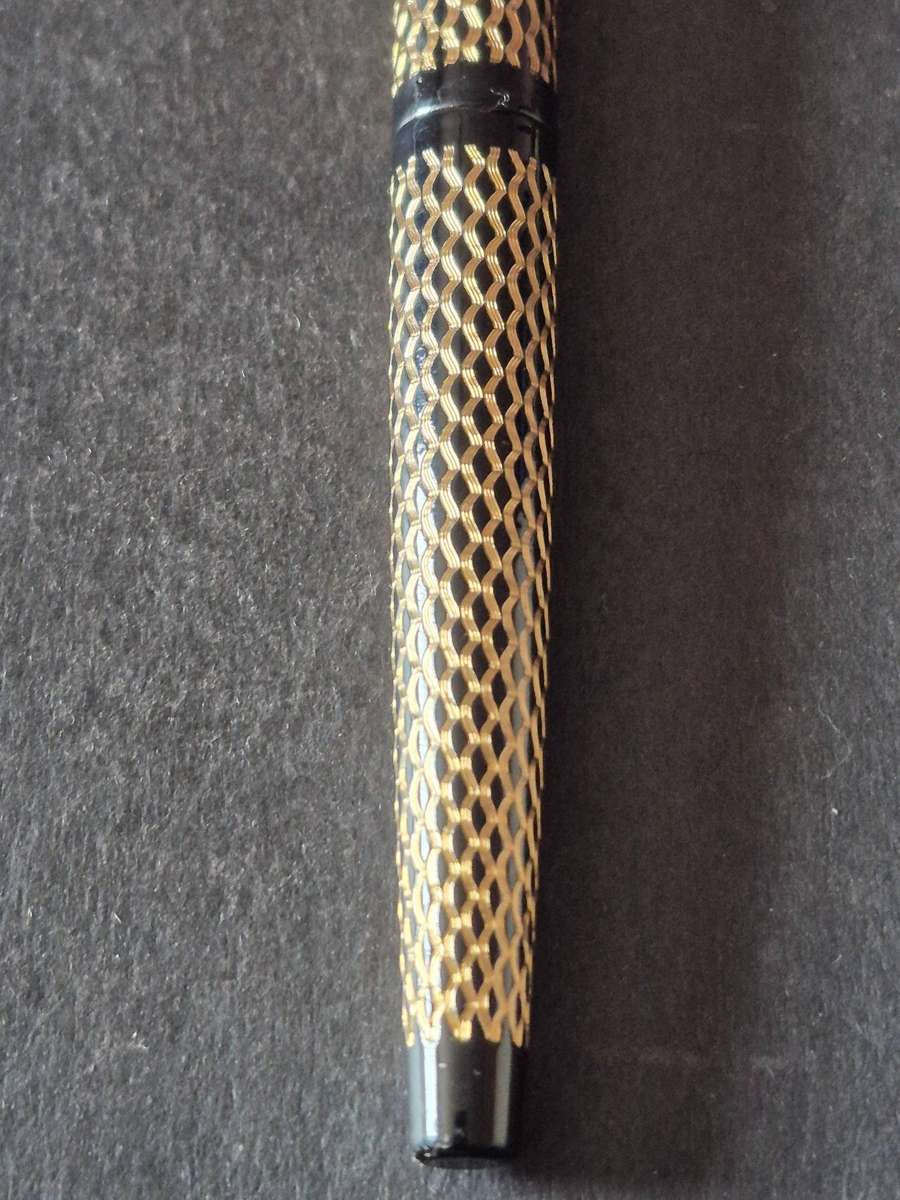 Vintage Schaeffer Paisley Fountain Pen Black Laque