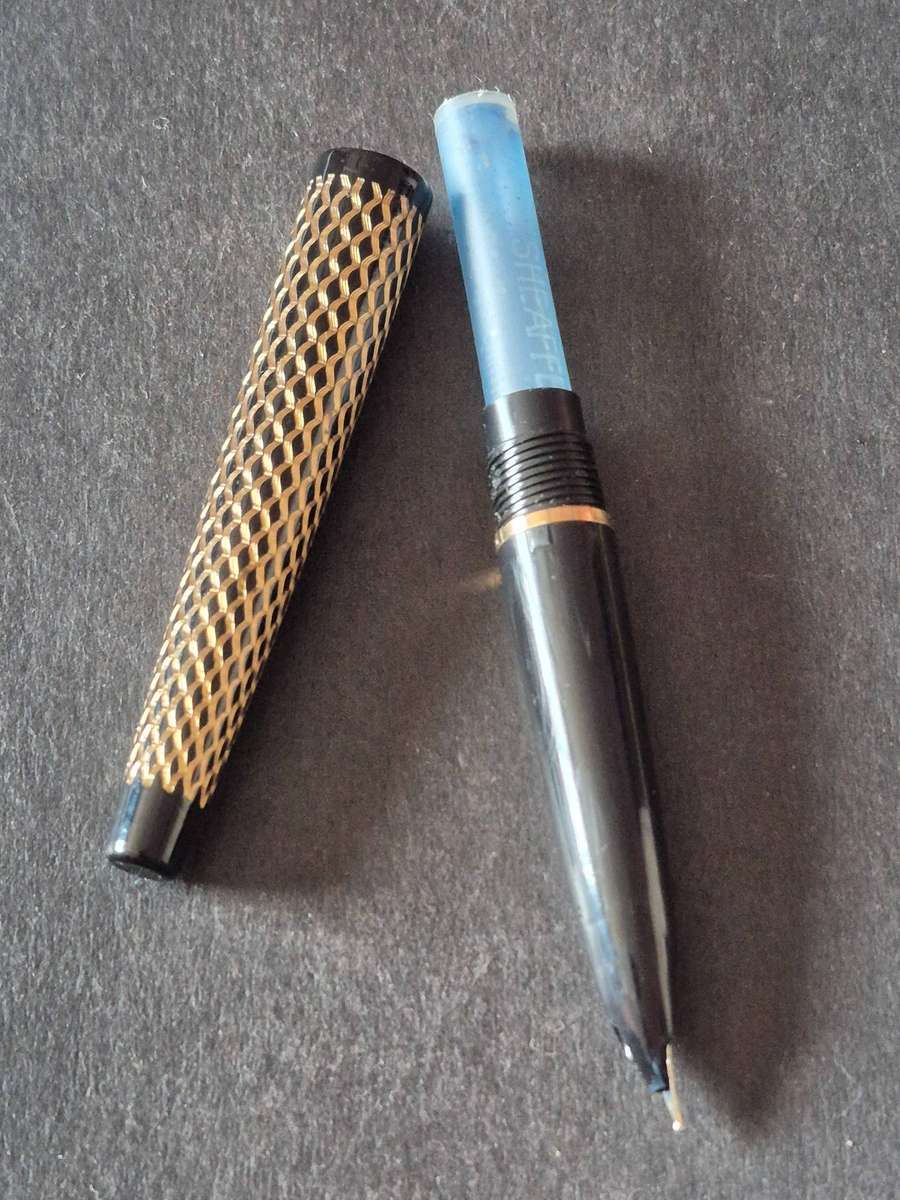 Vintage Schaeffer Paisley Fountain Pen Black Laque