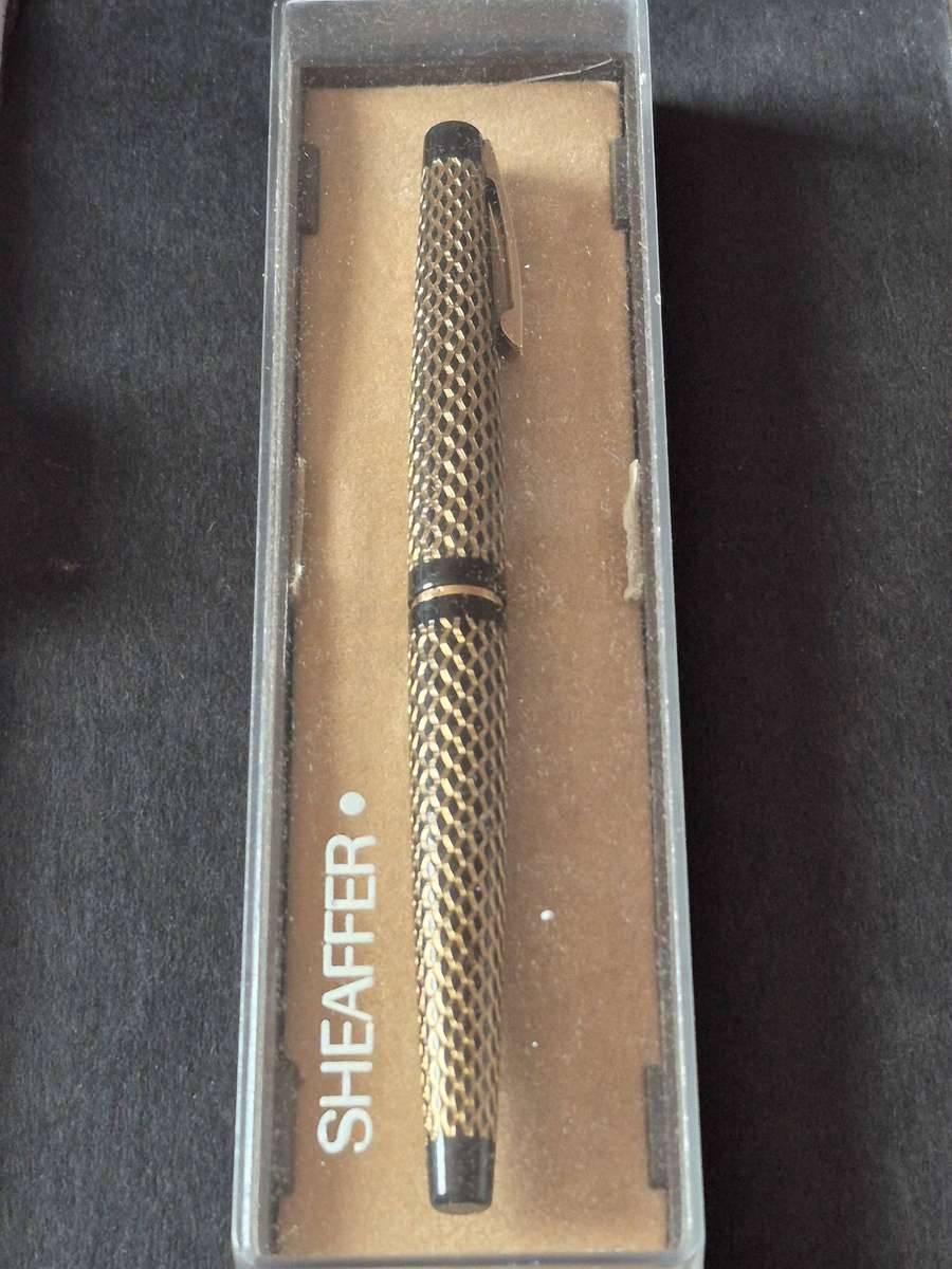 Vintage Schaeffer Paisley Fountain Pen Black Laque