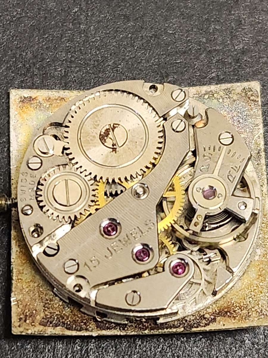 Vintage Avia 15 Jewels Mechanical Wrist Watch Rolled Gold (missing hands/balance wheel moves) not wk