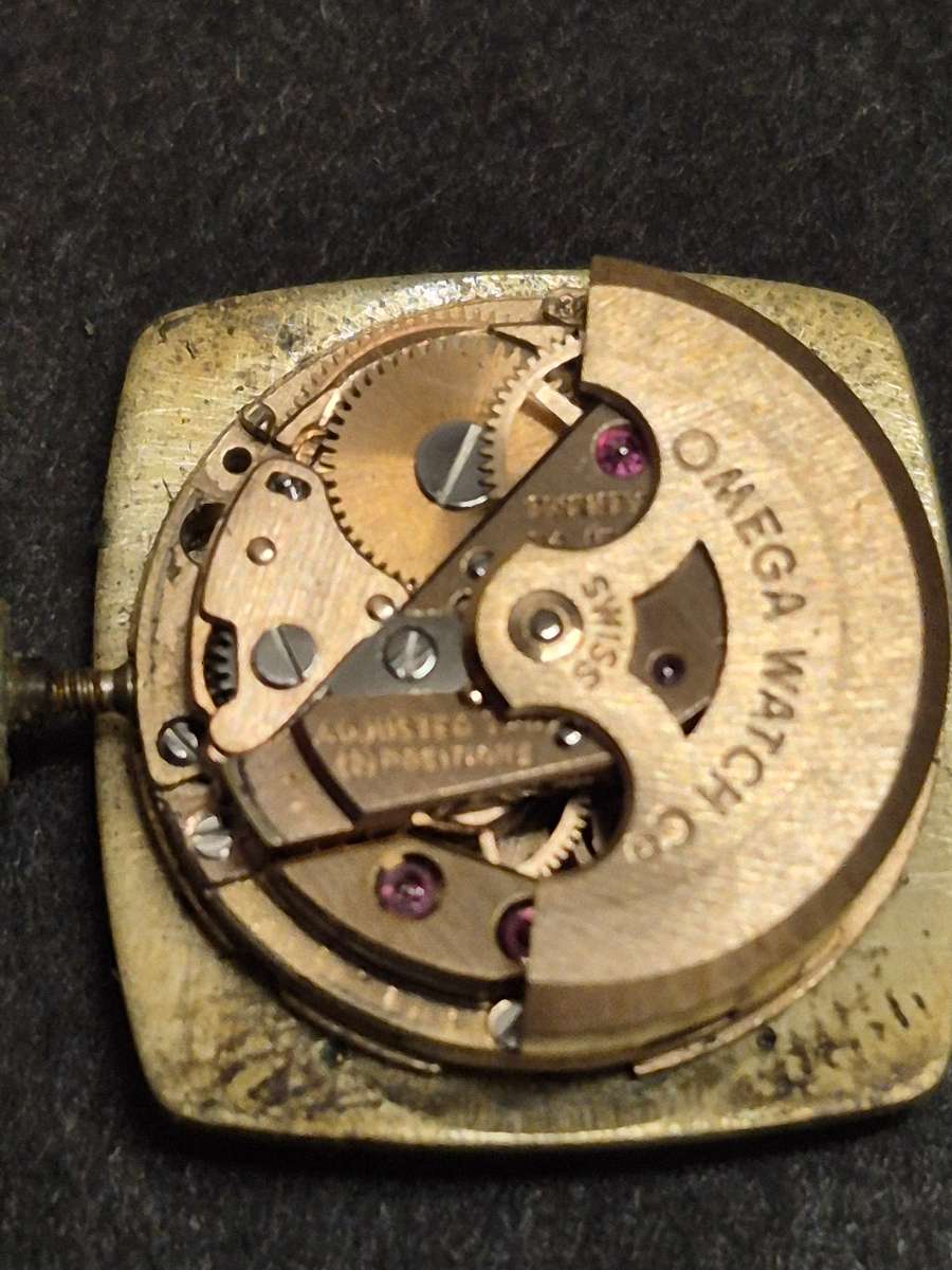 Vintage Ladies Omega Deville Automatic Wrist Watch with original winder (not working)