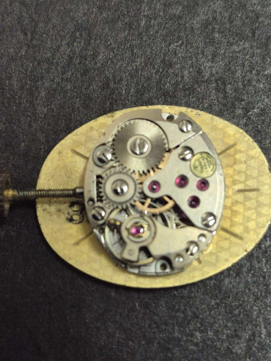 Vintage Ladies Tissot Stylist Mechanical Wrist Watch- sold as is (hand is broken)