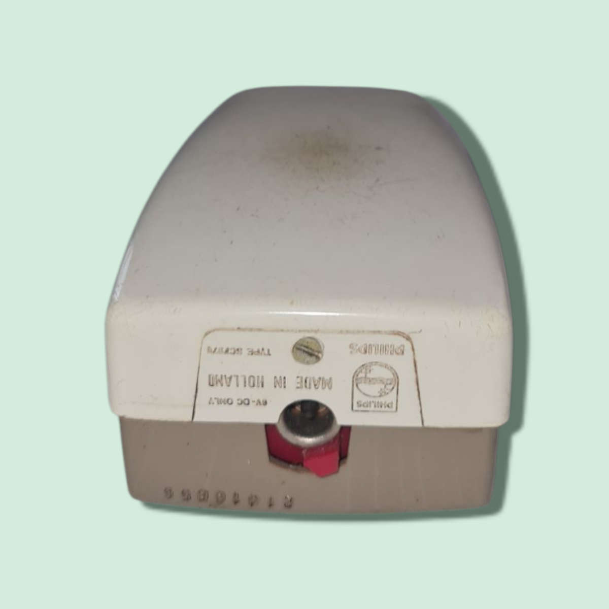 Philips Philishave Battery Shaver with Case