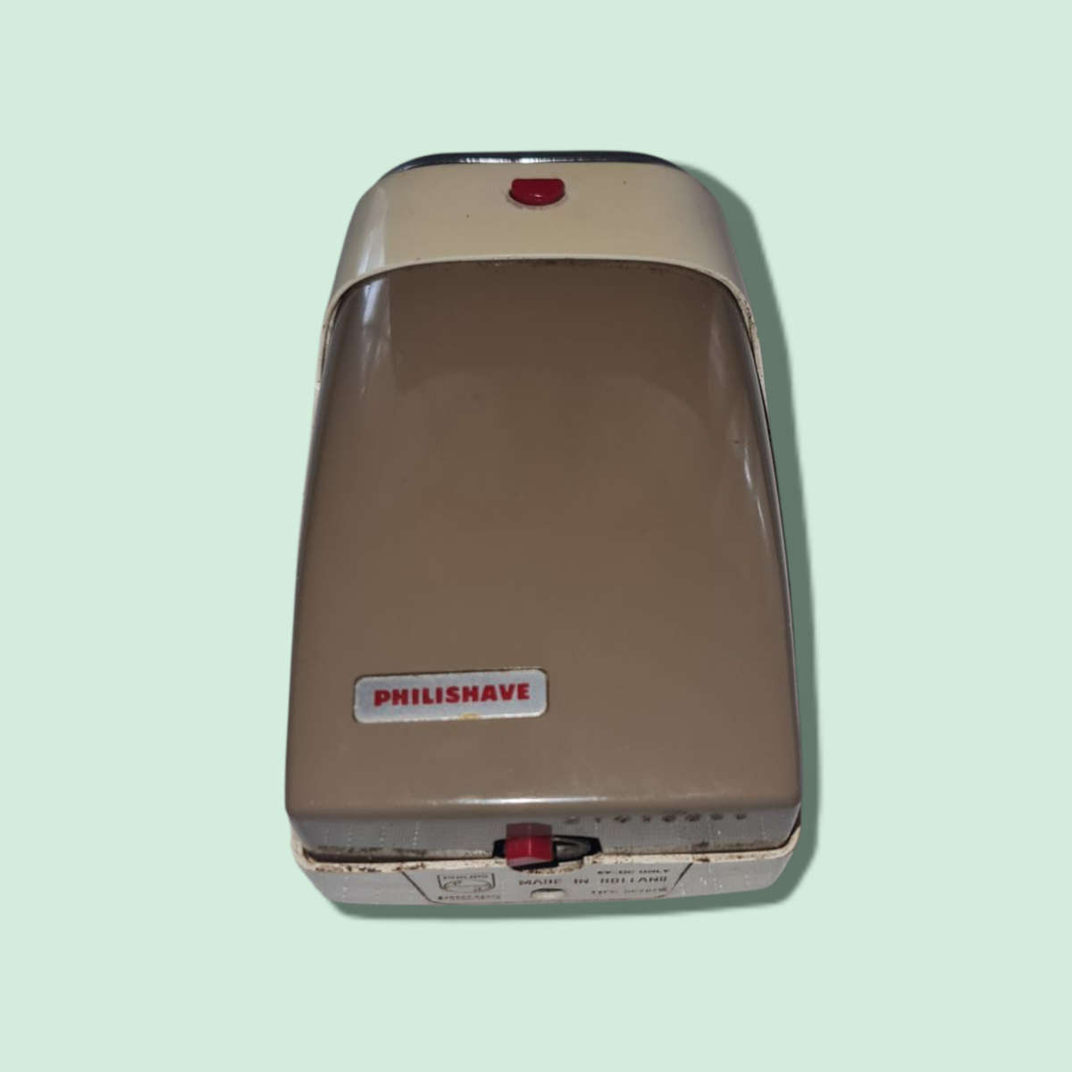 Philips Philishave Battery Shaver with Case