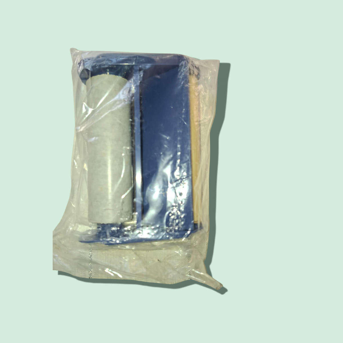 Xyron 510 Sticker, Labels, Magnet Maker Laminating Machine + 2 Cartridges