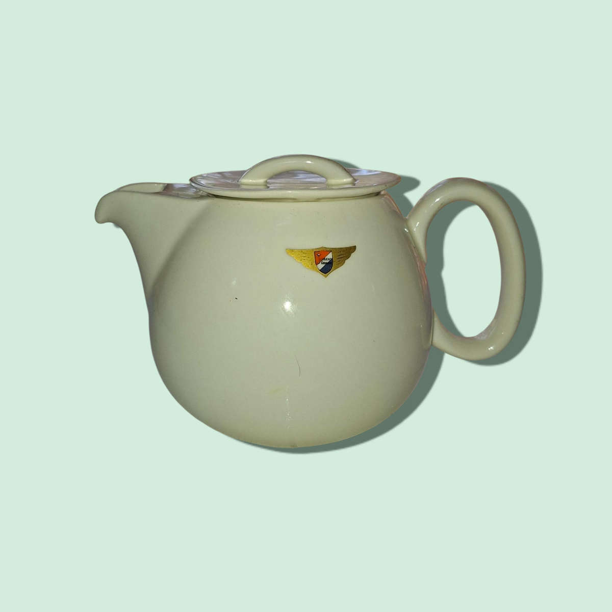 VERY OLD TEA POT JURGENS CARAVANS - MADE IN SOUTH AFRICA