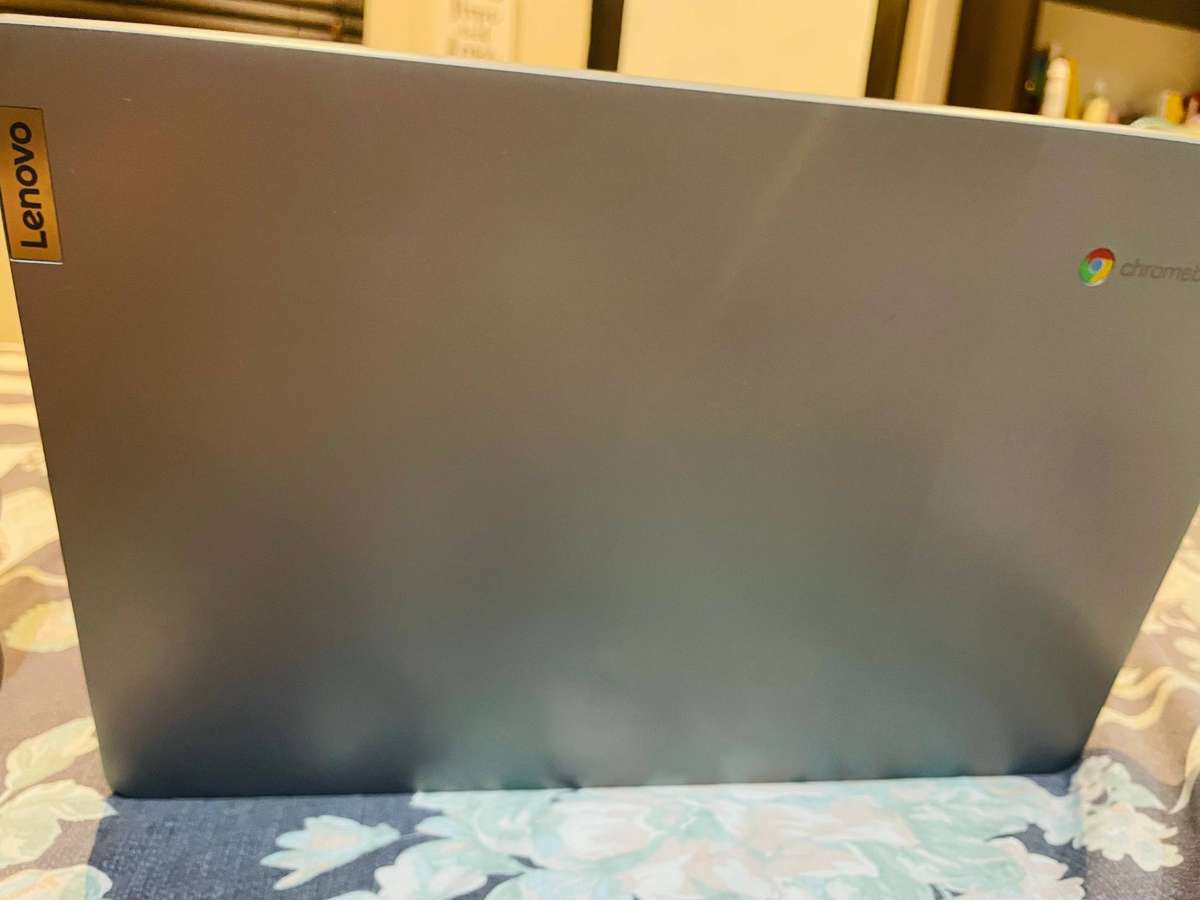Lenovo IdeaPad 3 Chromebook - 15.6 inch
